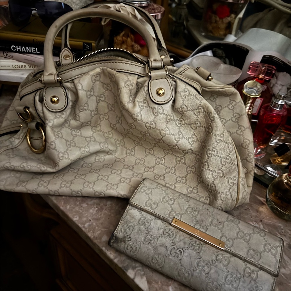Gucci Beige Shoulder Bag and Wallet